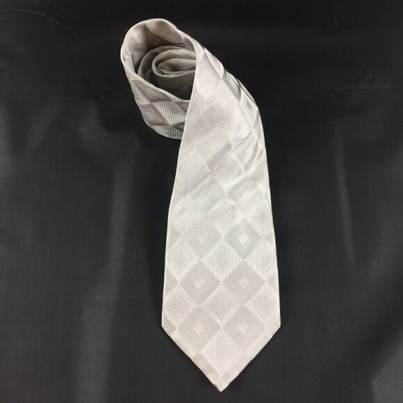Donald Trump Mens Silk Necktie Silver Diamond - Picture 4 of 8
